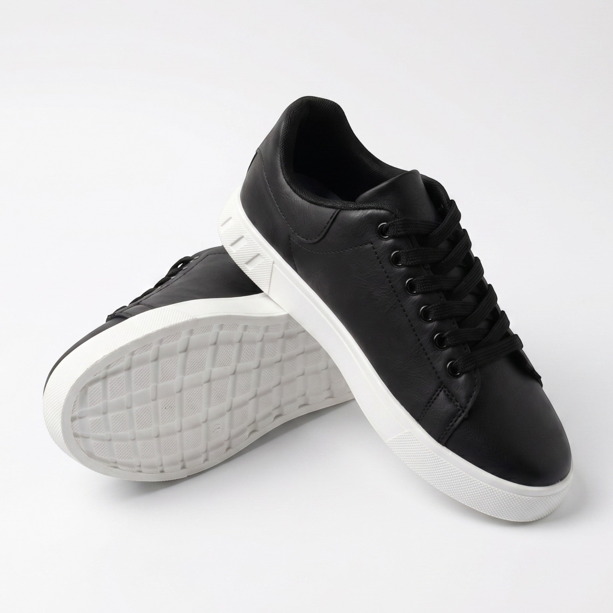 Jonas – Minimalistyczne Casualowe Trampki Niskie