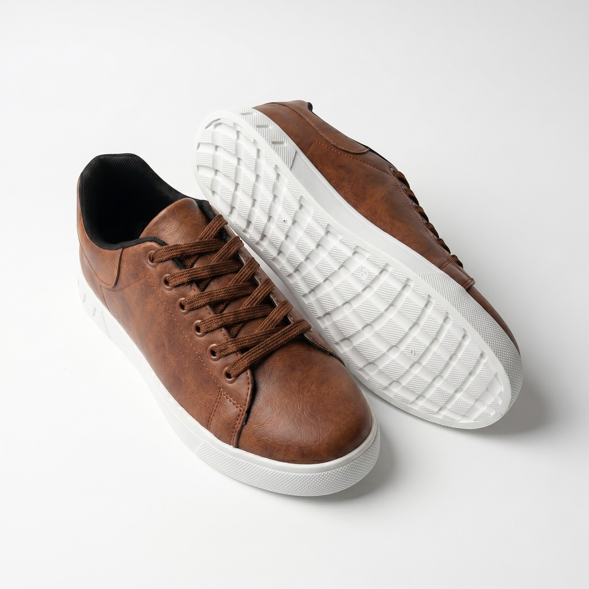 Jonas – Minimalistyczne Casualowe Trampki Niskie