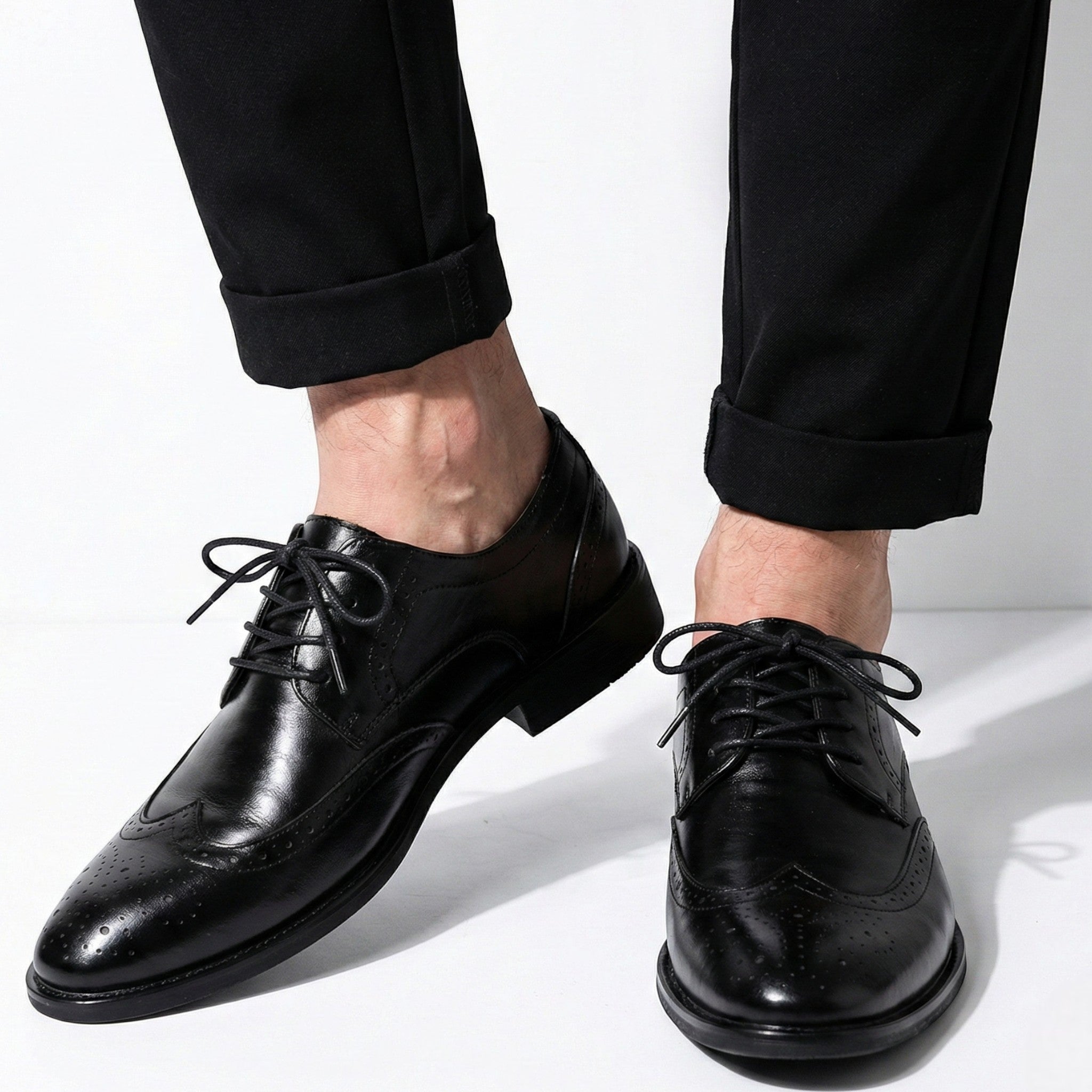 Arthur - Męskie buty oxford z dziurkowaniem