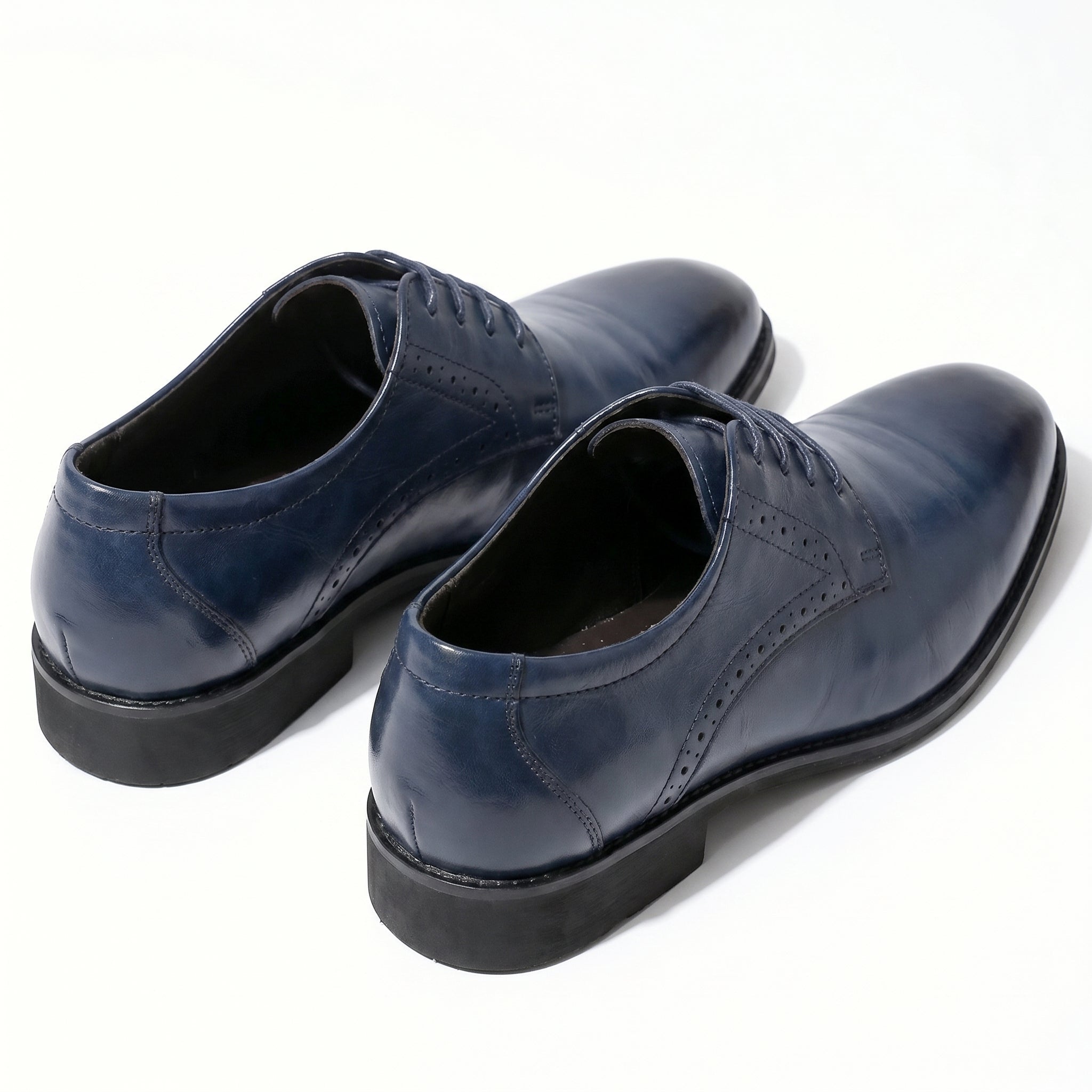 Arthur - Męskie Eleganckie Buty Derby z Subtelnym Wykończeniem Brogu