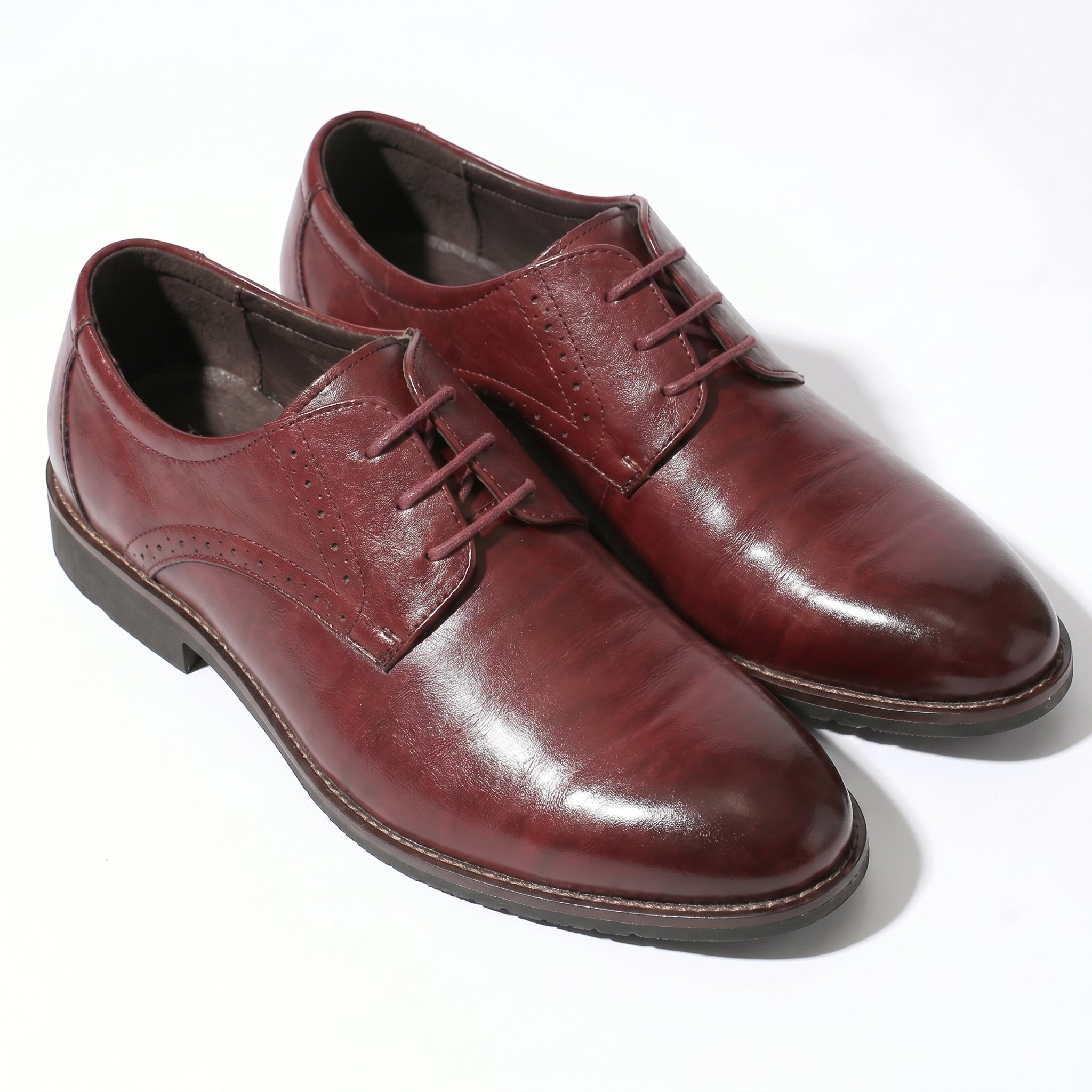 Arthur - Męskie Eleganckie Buty Derby z Subtelnym Wykończeniem Brogu